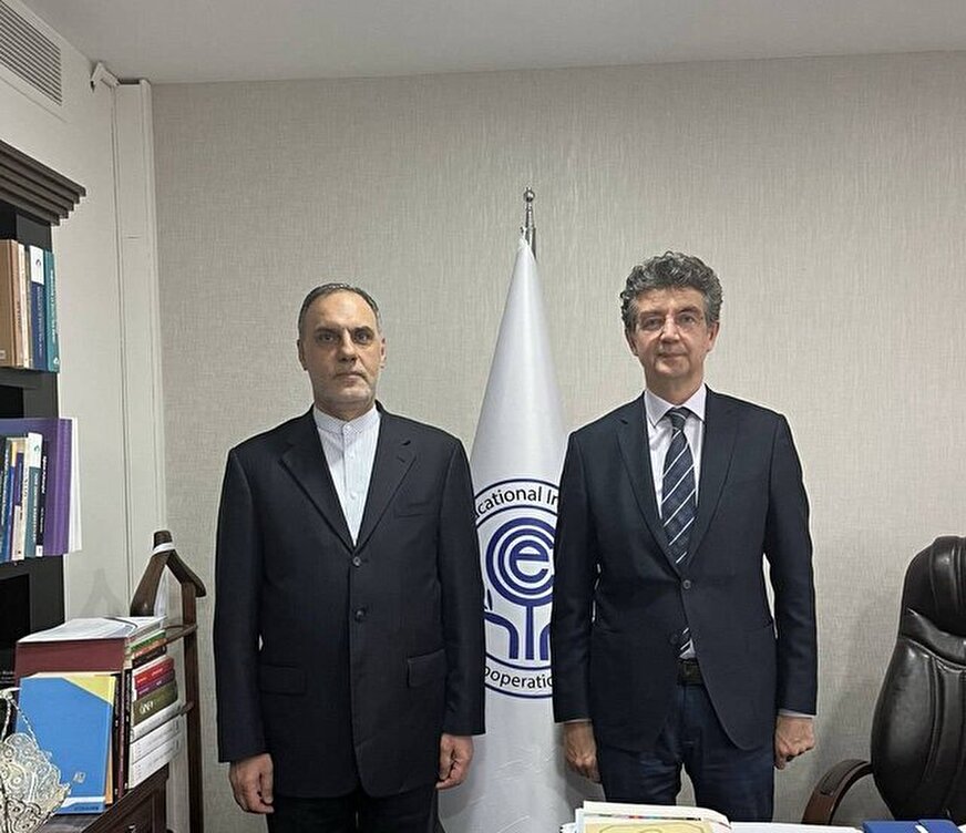 رایزنی سفیر ایران در ترکیه با یکی از مقامات ارشد اکو